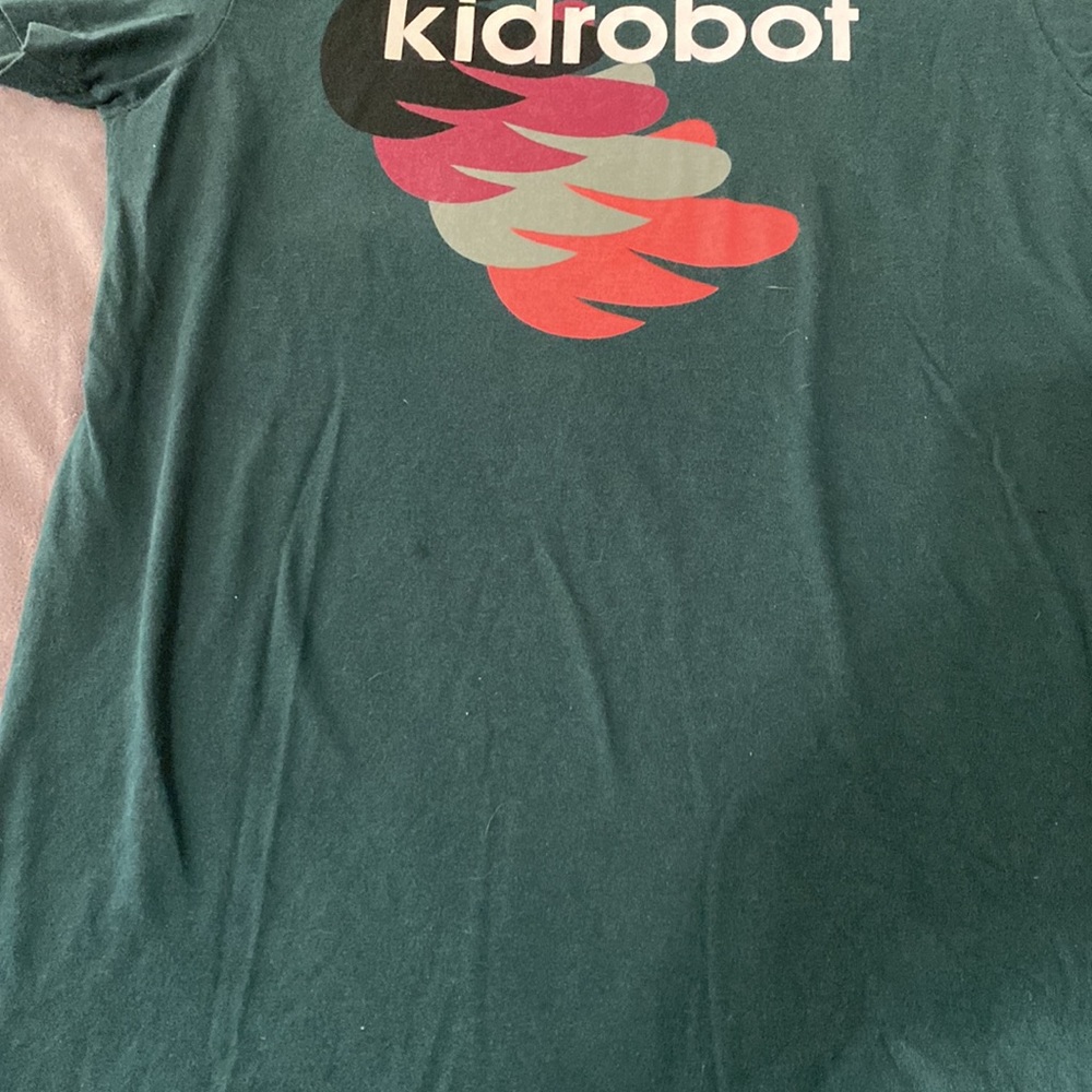 Kidrobot Shirt - Picture 4 of 5